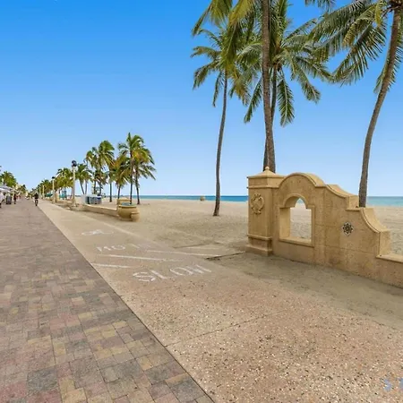 Hollywood Beach Broad-Walk - Pool - Gym & Hot Tub Exterior foto