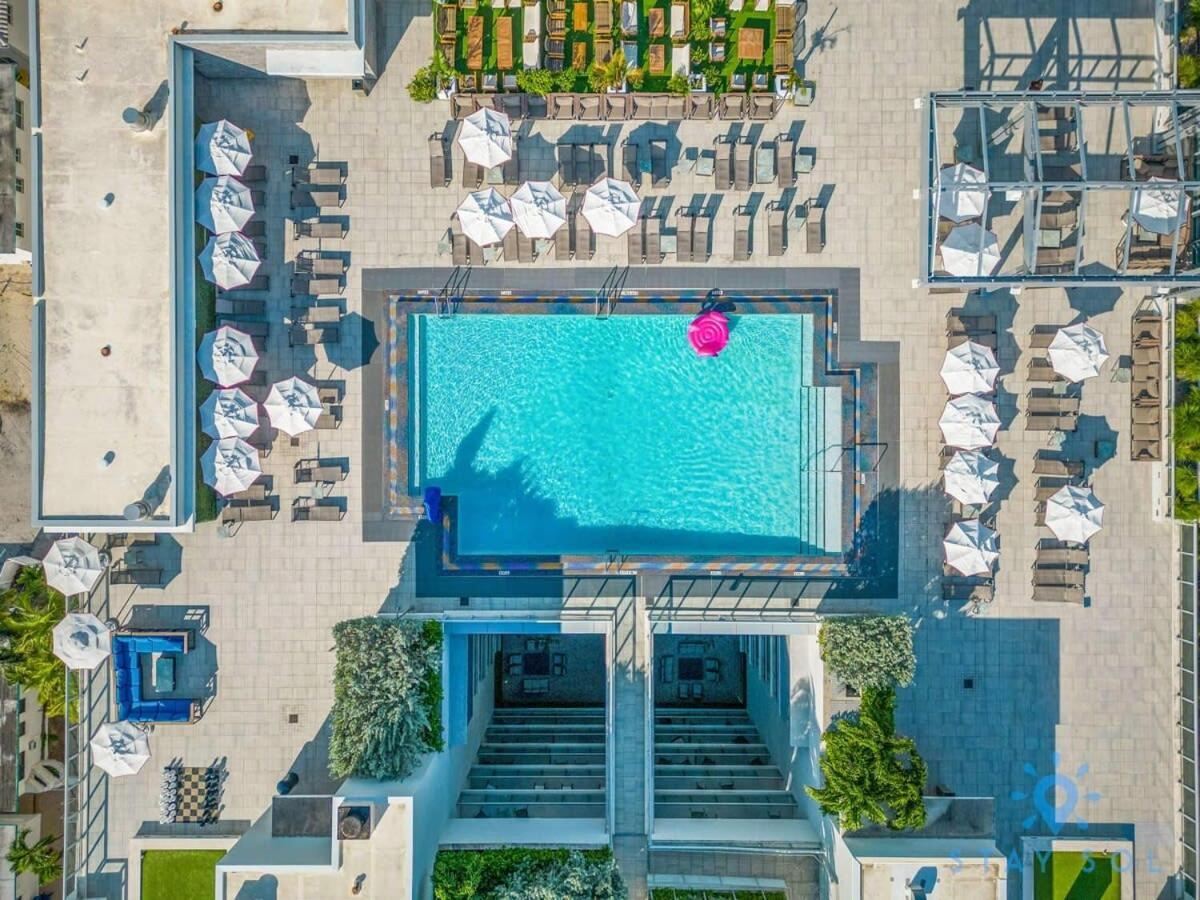 Broad-walk - Pool - Gym & Hot Tub Hollywood