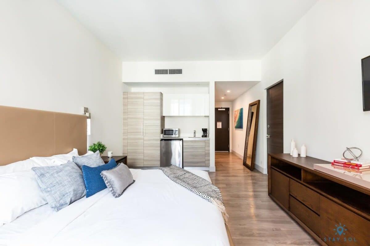 Broad-walk - Pool - Gym & Hot Tub